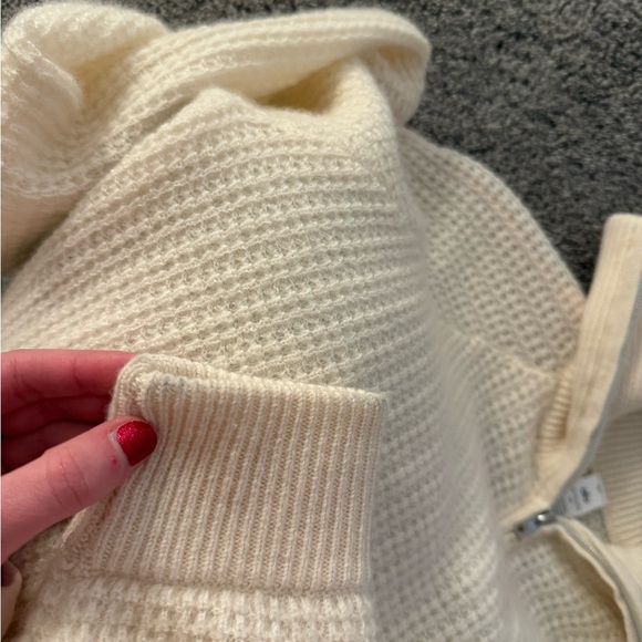 Alo Yoga Cashmere Plush Waffle 1/4 Zip Pullover - Picture 9 of 10